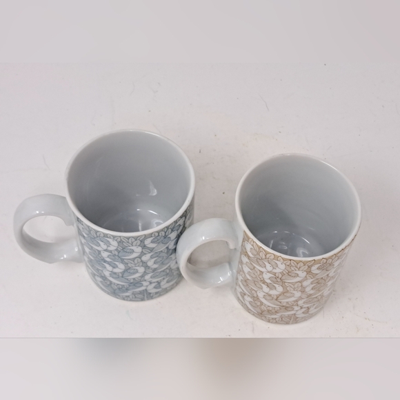 Set Of Two Coffes Mugs Bird And Leaf Pattern On Both - Picture 4 of 5
